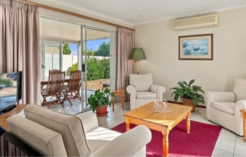 To Let 3 Bedroom Property for Rent in Sunningdale Western Cape